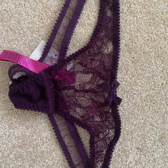 AGENT PROVOCATEUR Thongs - Picture 7 of 8